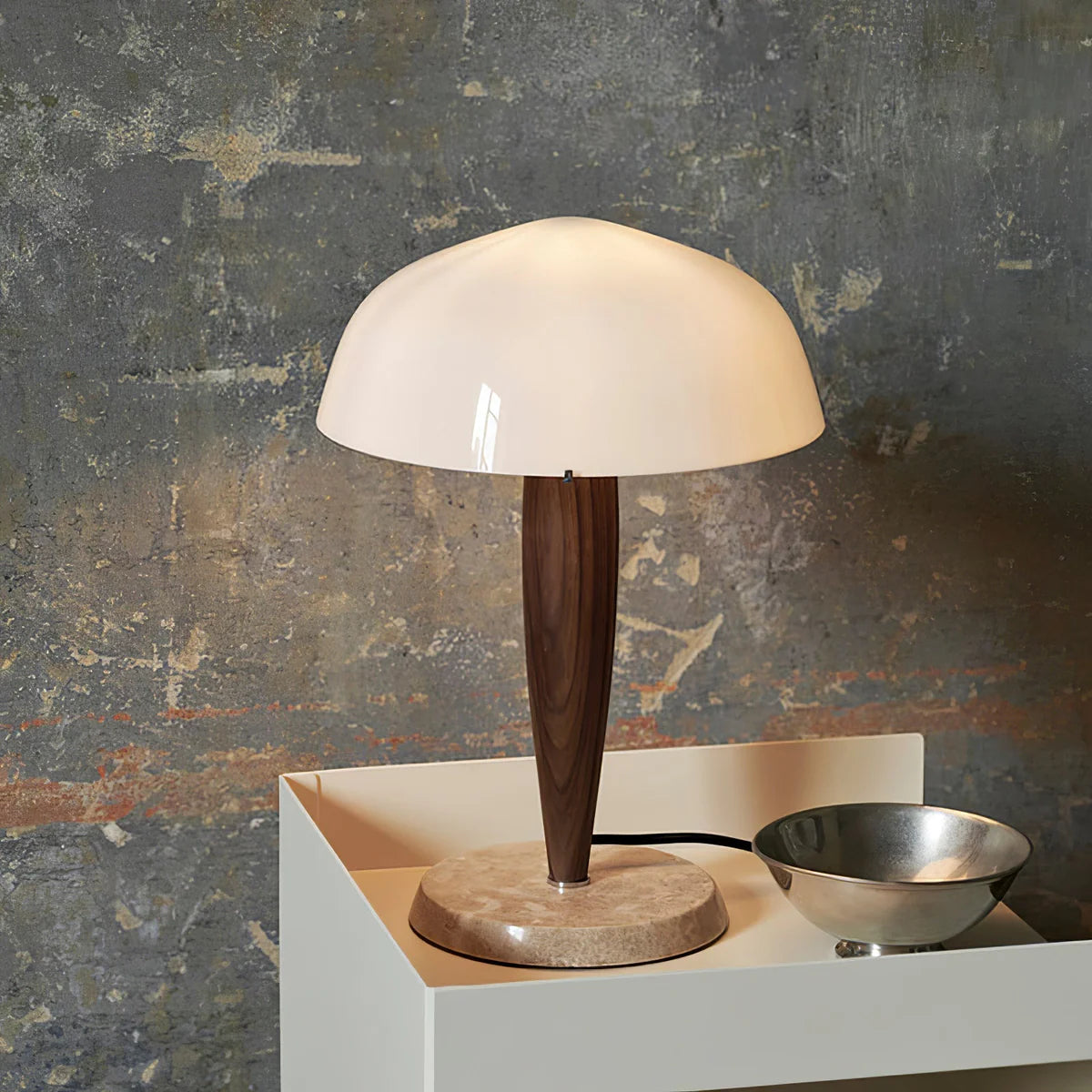 HERMAN MODERNE TAFLLAMP MET HOUTEN DETAILS